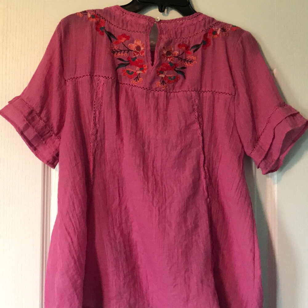 Blouse - Picture 2 of 3